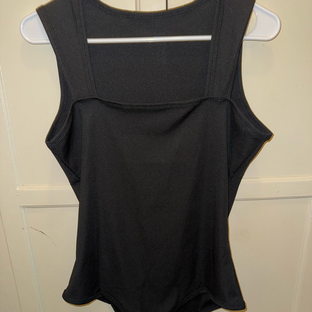 Black Sleeveless Women's Top